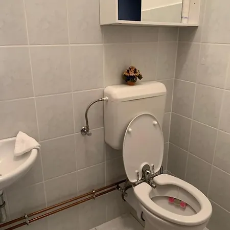 Valika Apartman Apartament Héviz