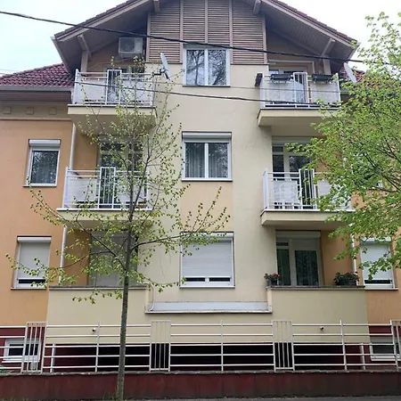 Apartament Valika Apartman Héviz