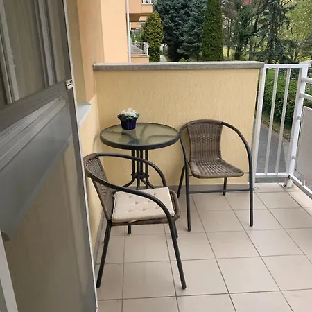 Valika Apartman Apartament *